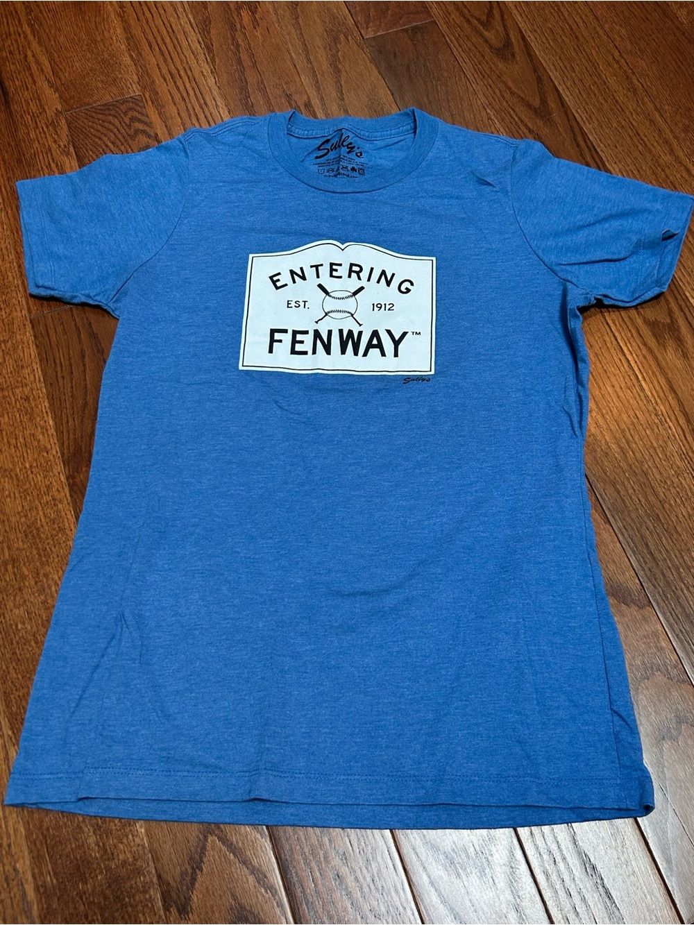 Sully’s Brand “Entering Fenway” Blue Graphic Tee Boston Baseball size L